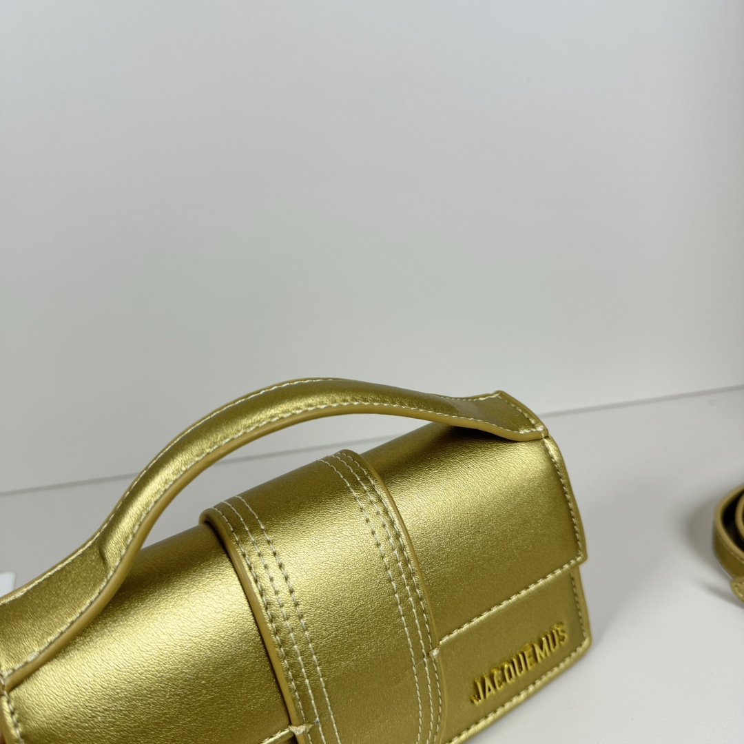 Jacquemus Satchel Bags